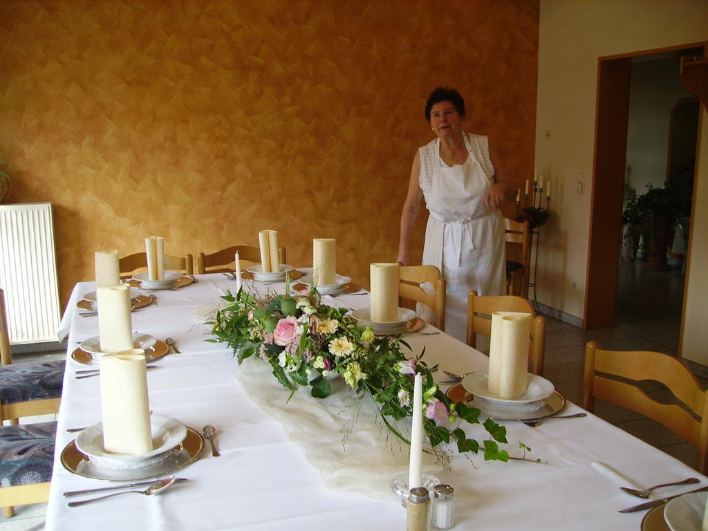 Hotel Zur Erholung Brochthausen Δωμάτιο φωτογραφία