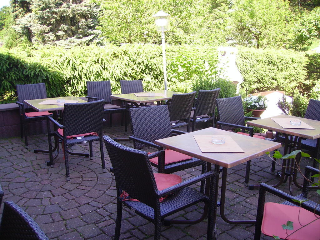 Hotel Zur Erholung Brochthausen Εξωτερικό φωτογραφία